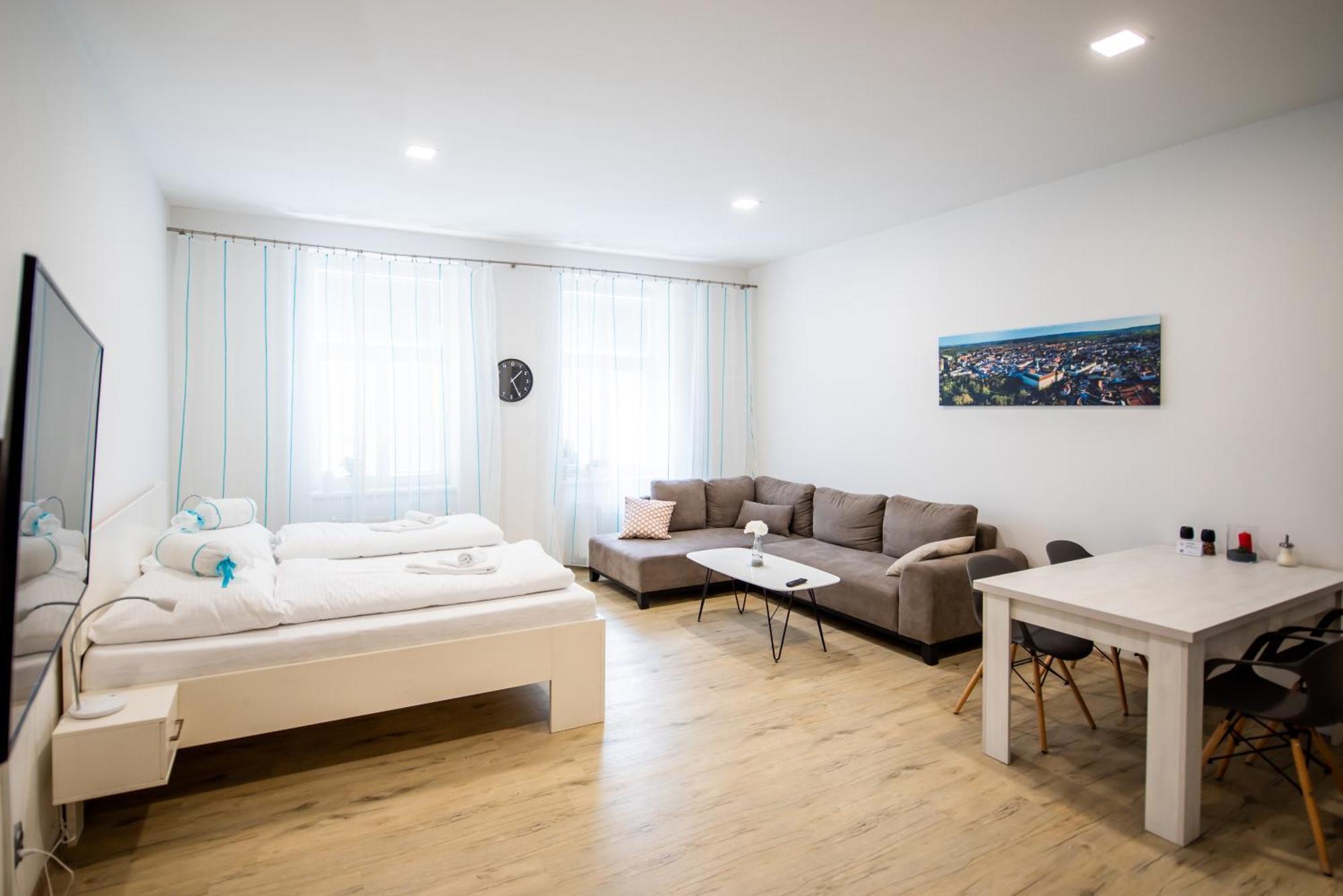 Apartmany Velke Namesti Kroměříž Buitenkant foto